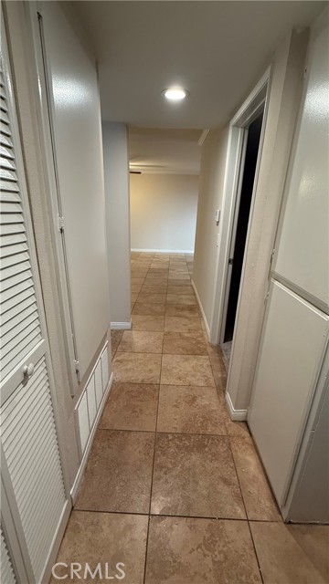 Detail Gallery Image 8 of 17 For 5510 Owensmouth Ave #120,  Woodland Hills,  CA 91367 - 3 Beds | 2 Baths