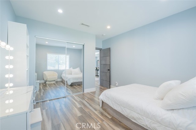 Detail Gallery Image 4 of 38 For 6436 Day St, Tujunga,  CA 91042 - 5 Beds | 4 Baths