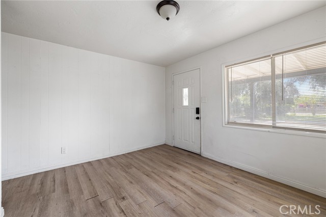 Detail Gallery Image 8 of 41 For 2241 Harrison St, San Bernardino,  CA 92404 - 2 Beds | 1 Baths