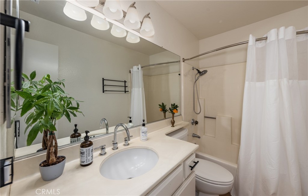 MLS #IG25263271 image #12