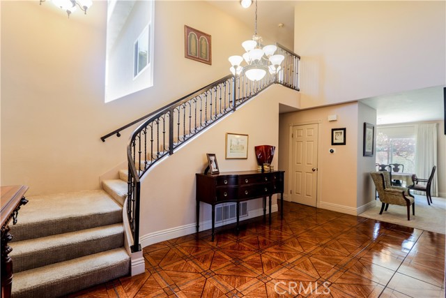 Detail Gallery Image 4 of 59 For 3806 San Miguel Dr, Fullerton,  CA 92835 - 4 Beds | 2/1 Baths