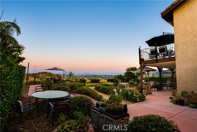 Detail Gallery Image 3 of 5 For 803 Hollyridge, Encinitas,  CA 92024 - 8 Beds | 6 Baths