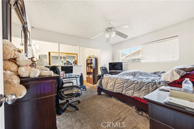 Detail Gallery Image 11 of 20 For 1025 Dixie, Hemet,  CA 92543 - 3 Beds | 2 Baths