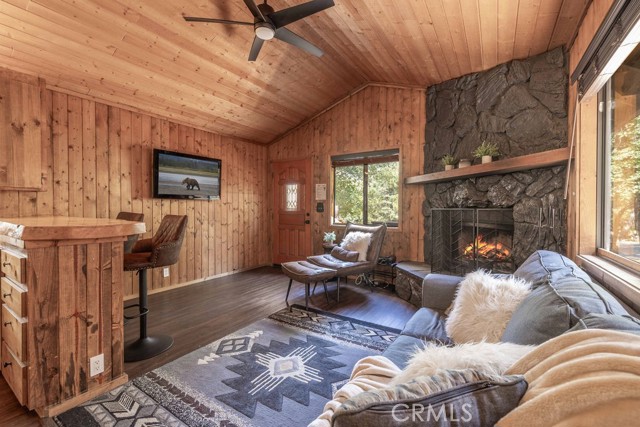 Detail Gallery Image 11 of 31 For 790 Pine Ln, Sugarloaf,  CA 92386 - 2 Beds | 1 Baths