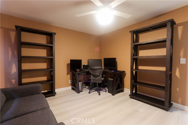 2616 Voorhees Avenue, Redondo Beach CA: https://media.crmls.org/medias/e03e0f72-e949-43ab-9a8e-7c3a0798baa6.jpg
