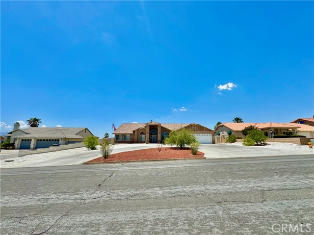 Image 3 for 16270 Olalee Rd, Apple Valley, CA 92307