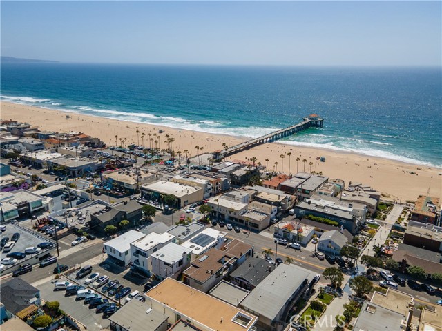 1211 Bayview Drive, Manhattan Beach, California 90266, 4 Bedrooms Bedrooms, ,4 BathroomsBathrooms,Residential,Sold,Bayview,SB21169008