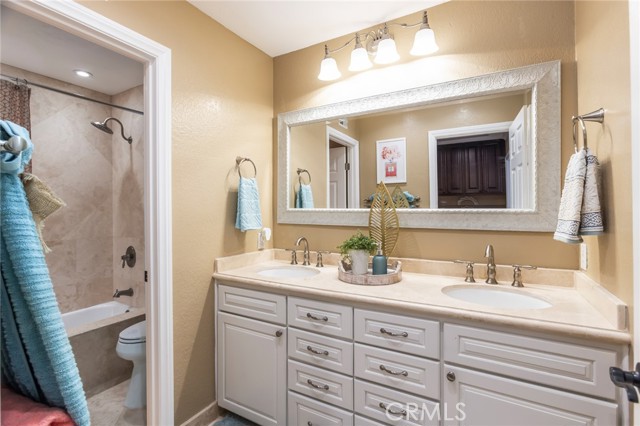 Detail Gallery Image 50 of 62 For 22481 Almaden, Mission Viejo,  CA 92691 - 4 Beds | 2/1 Baths