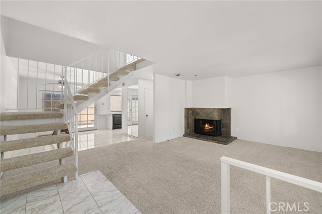 7667 Whitewater Drive, Huntington Beach CA: https://media.crmls.org/medias/e03ee910-8dea-4336-b594-21bb9992c004.jpg