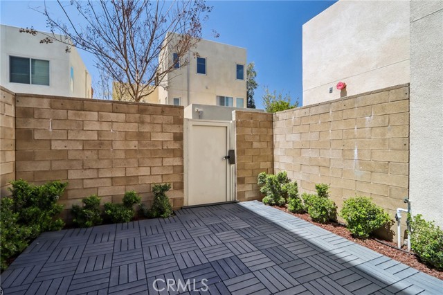 Detail Gallery Image 9 of 44 For 132 Interval, Irvine,  CA 92618 - 3 Beds | 2/2 Baths