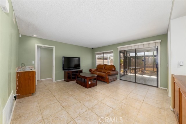 Detail Gallery Image 10 of 58 For 1912 Tomas Court, Rowland Heights,  CA 91748 - 4 Beds | 3 Baths