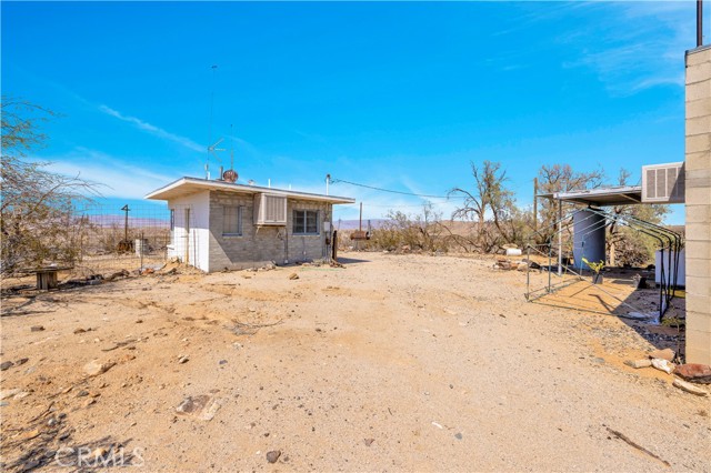 Detail Gallery Image 6 of 43 For 7525 Isleta Rd, Twentynine Palms,  CA 92277 - 0 Beds | 1 Baths