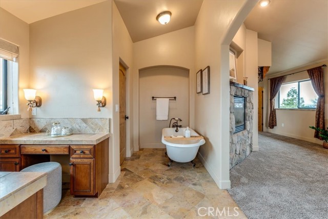 Detail Gallery Image 36 of 75 For 3230 Nacimiento Lake Dr, Paso Robles,  CA 93446 - 7 Beds | 3/1 Baths