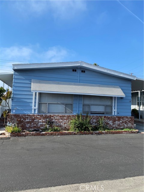 Front Image Thumbnail for CROC25278743