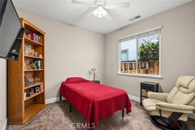 3255 Sespe Creek Way, Chico CA: https://media.crmls.org/medias/e041c6ea-ddc8-4e22-ab68-9d5860a701c8.jpg
