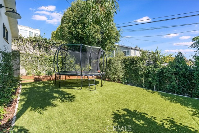 3212 Poinsettia Avenue, Manhattan Beach, California 90266, 3 Bedrooms Bedrooms, ,2 BathroomsBathrooms,Residential,Sold,Poinsettia,SB22036915