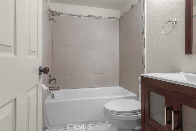 Detail Gallery Image 11 of 17 For 3605 Meadowlark, El Monte,  CA 91732 - 3 Beds | 3 Baths