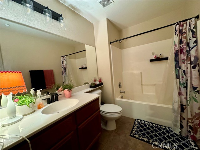 15663 Lasselle Street, Moreno Valley, California 92551, 2 Bedrooms Bedrooms, ,2 BathroomsBathrooms,Condominium,For Sale,Lasselle,IV24109920