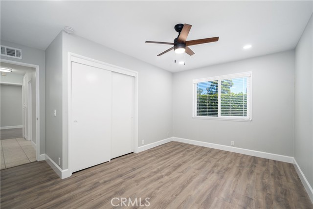 3701 S Ross Street, Santa Ana CA: https://media.crmls.org/medias/e042c979-c978-447f-9060-11706fc561e9.jpg