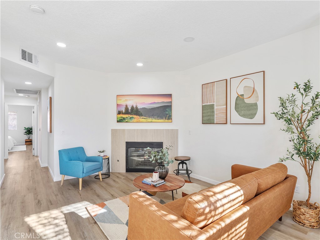 7320 Balboa Boulevard #102