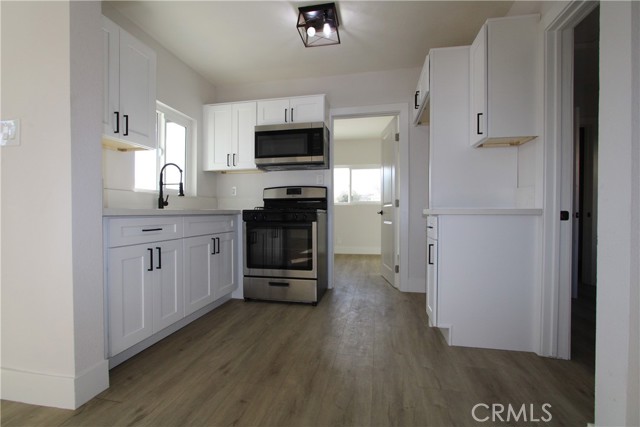 Detail Gallery Image 5 of 6 For 906 N Allen, Banning,  CA 92220 - 3 Beds | 1 Baths