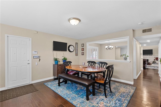 2252 Brentwood Avenue photo 6