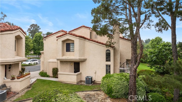 Detail Gallery Image 2 of 24 For 3660 Agate Way, West Covina,  CA 91792 - 3 Beds | 2/1 Baths