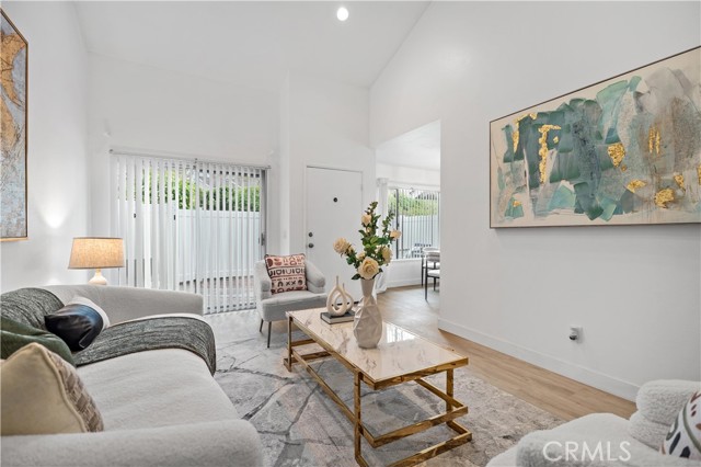2583 Coventry Circle, Fullerton CA: https://media.crmls.org/medias/e046d22f-2818-45a6-a77b-cd71073886f3.jpg