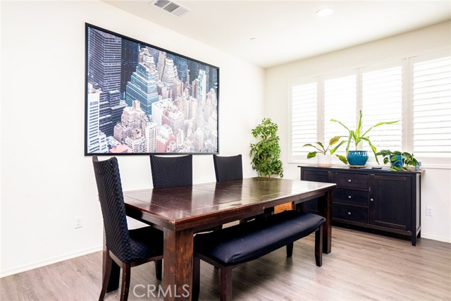 Detail Gallery Image 17 of 61 For 11703 Periwinkle Pl, Jurupa Valley,  CA 91752 - 5 Beds | 3 Baths