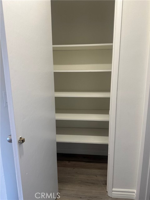 Detail Gallery Image 10 of 22 For 4533 Colbath Avenue #20,  Sherman Oaks,  CA 91423 - 1 Beds | 1 Baths