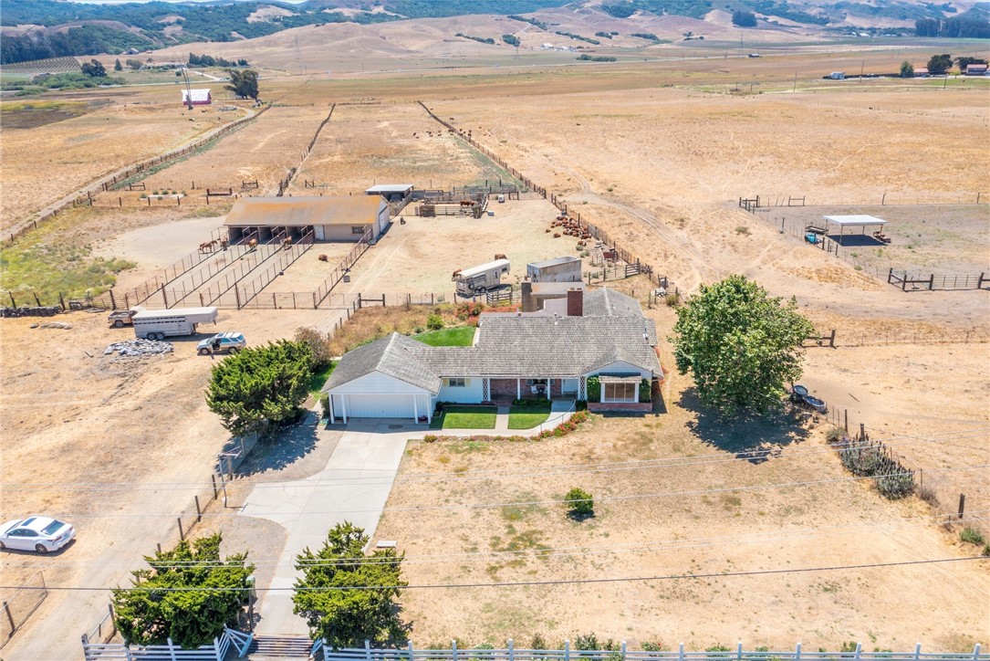 Detail Gallery Image 27 of 39 For 225 O'connor Way, San Luis Obispo,  CA 93405 - 3 Beds | 2/1 Baths