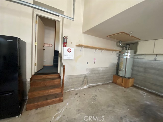 19232 N Shore Court, Hidden Valley Lake CA: https://media.crmls.org/medias/e049370b-7f2c-4575-b127-6a8c67f598ed.jpg