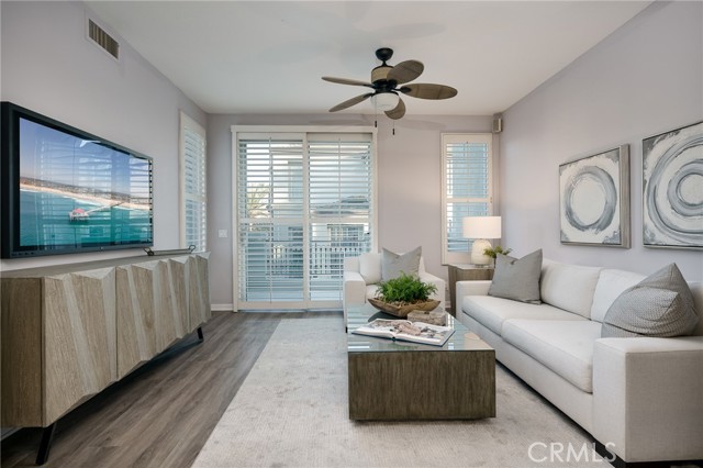 Detail Gallery Image 30 of 46 For 6242 Surfboard, Huntington Beach,  CA 92648 - 3 Beds | 2/1 Baths