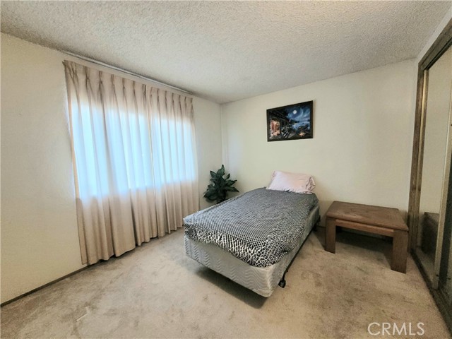13381 Magnolia Avenue, Corona CA: https://media.crmls.org/medias/e0499348-5f77-404b-8217-450279f4ad8c.jpg
