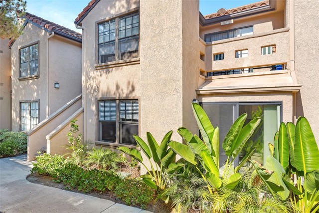 Detail Gallery Image 3 of 16 For 1046 Calle Del Cerro #403, San Clemente,  CA 92672 - 1 Beds | 1 Baths