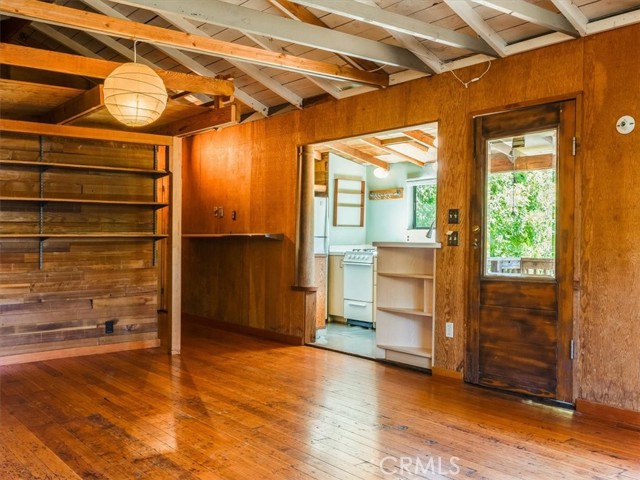 160 Broad Street, San Luis Obispo CA: https://media.crmls.org/medias/e04c4a54-f829-42eb-928b-37ddb134fd43.jpg