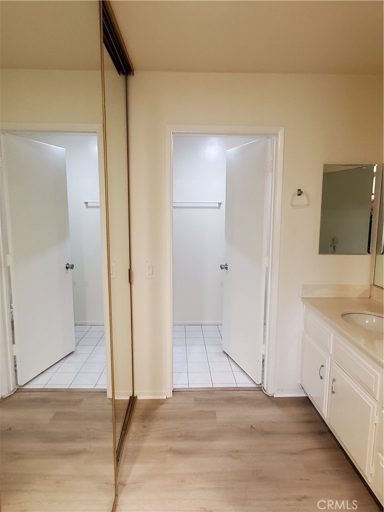 MLS #OC25261405 image #11