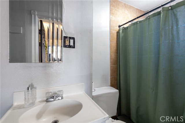 Detail Gallery Image 7 of 22 For 5314 N Banewell Ave, Azusa,  CA 91702 - 4 Beds | 2 Baths