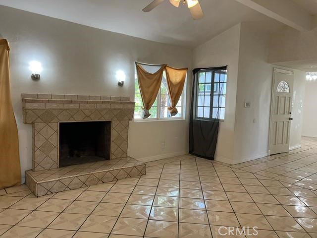 12760 Judd Street, Pacoima CA: https://media.crmls.org/medias/e04de425-c6a5-488d-b74b-4f9ec955849d.jpg