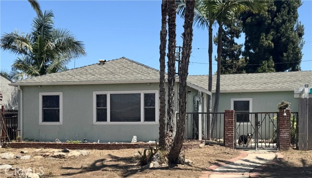 1020 Linden Place, Costa Mesa CA: https://media.crmls.org/medias/e04e0d95-e8a1-4dcb-a019-64e9fef4b2ea.jpg