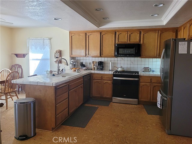 Detail Gallery Image 11 of 29 For 23677 Cahuilla, Apple Valley,  CA 92307 - 3 Beds | 2 Baths