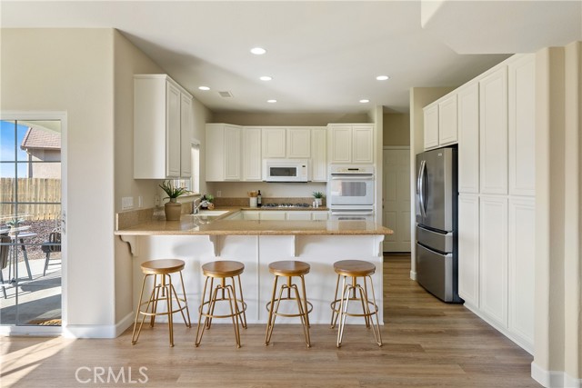 Detail Gallery Image 22 of 58 For 1751 Skyview Dr, Paso Robles,  CA 93446 - 4 Beds | 3/1 Baths