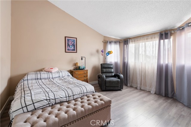 Detail Gallery Image 18 of 38 For 14294 Foothill Bld #114,  Sylmar,  CA 91342 - 3 Beds | 2/1 Baths