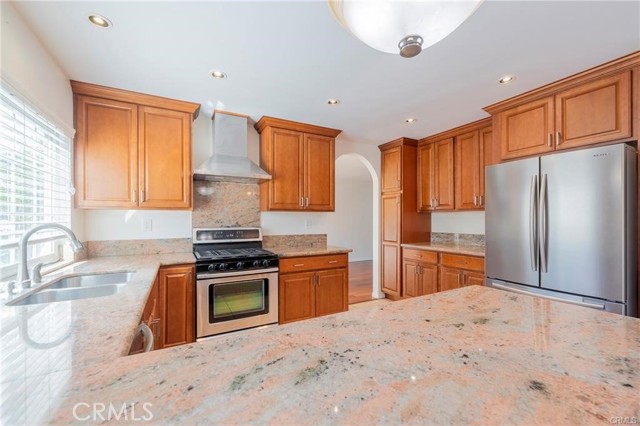 Detail Gallery Image 9 of 40 For 13 W Yale, Irvine,  CA 92604 - 3 Beds | 2/1 Baths