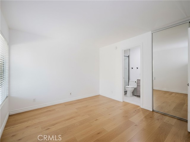 Detail Gallery Image 6 of 25 For 5700 Etiwanda Ave #102,  Tarzana,  CA 91356 - 3 Beds | 2 Baths