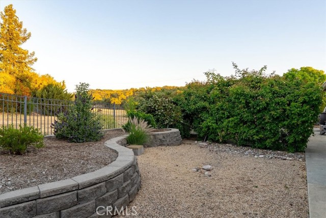 2035 Calle Pattito, Templeton CA: https://media.crmls.org/medias/e0511d61-8894-4bf8-bf71-aacb782e2824.jpg