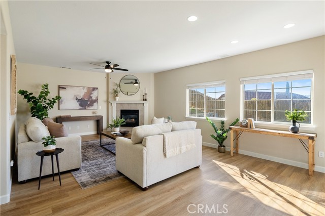 Detail Gallery Image 18 of 58 For 1751 Skyview Dr, Paso Robles,  CA 93446 - 4 Beds | 3/1 Baths