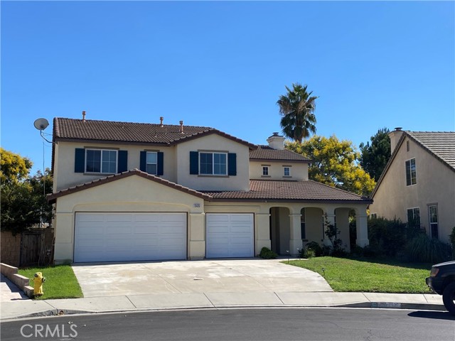 Detail Gallery Image 1 of 17 For 13435 Fox Hollow Cir, Corona,  CA 92880 - 5 Beds | 3 Baths