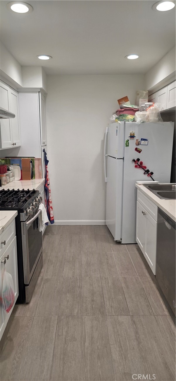 715 S Webster Avenue, Anaheim CA: https://media.crmls.org/medias/e0522de0-921b-4845-9d02-4f133b4f11c9.jpg