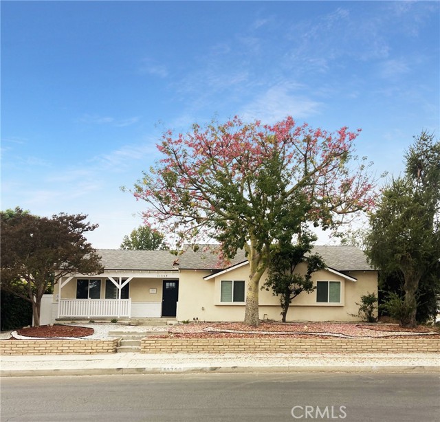 Detail Gallery Image 1 of 32 For 11359 Danube Ave, Granada Hills,  CA 91344 - 3 Beds | 2 Baths